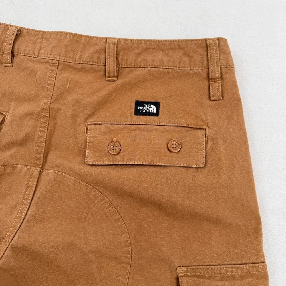 The North Face Men Size 32 Brown Organic Cotton Cargo Shorts  Hiking Utility